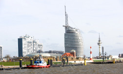 Skyline Bremerhaven von der Seeseite